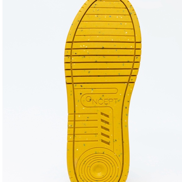 Oncept Phoenix Sneaker in White/Yellow. Like New, In Box. - Picture 7 of 8